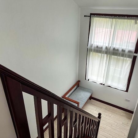 Villa Copthall Trafalgar エクステリア 写真