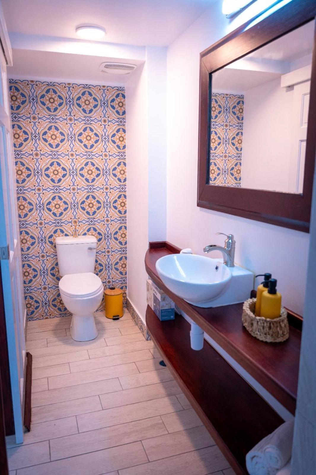 Villa Copthall Trafalgar エクステリア 写真