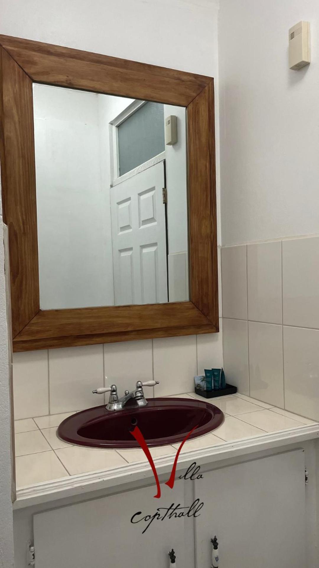 Villa Copthall Trafalgar エクステリア 写真